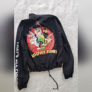 Looney tunes pullover some untreated stains see photo size xs
